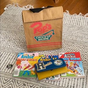 Riverdale merch / Archie comic book bundle